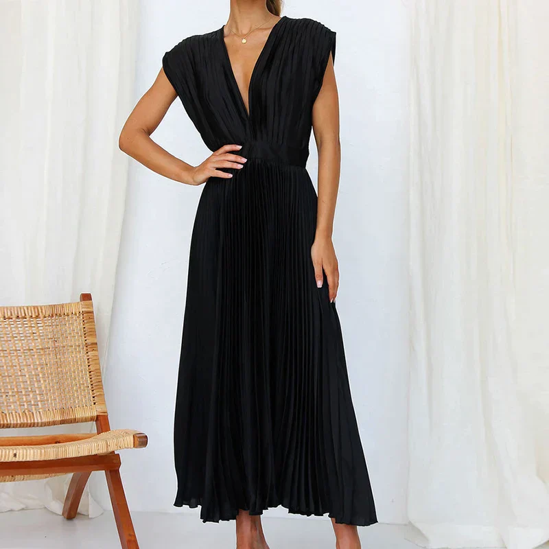 Lumière - V-neck Maxi Dress with Pleats