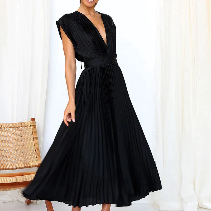 Lumière - V-neck Maxi Dress with Pleats