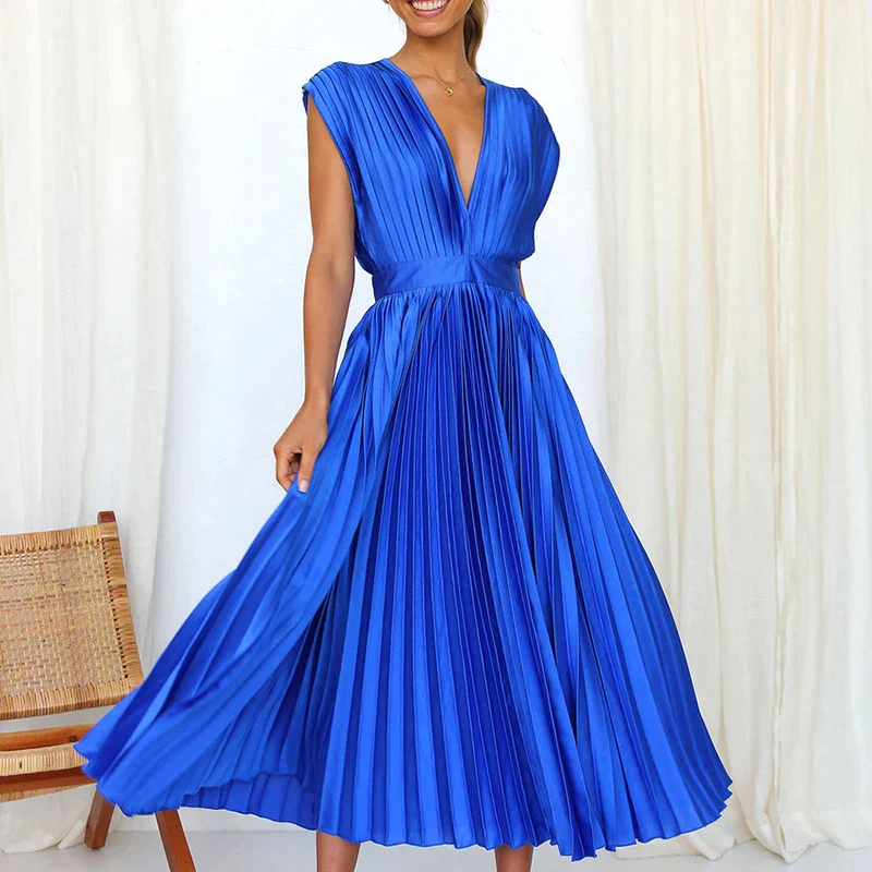 Lumière - V-neck Maxi Dress with Pleats